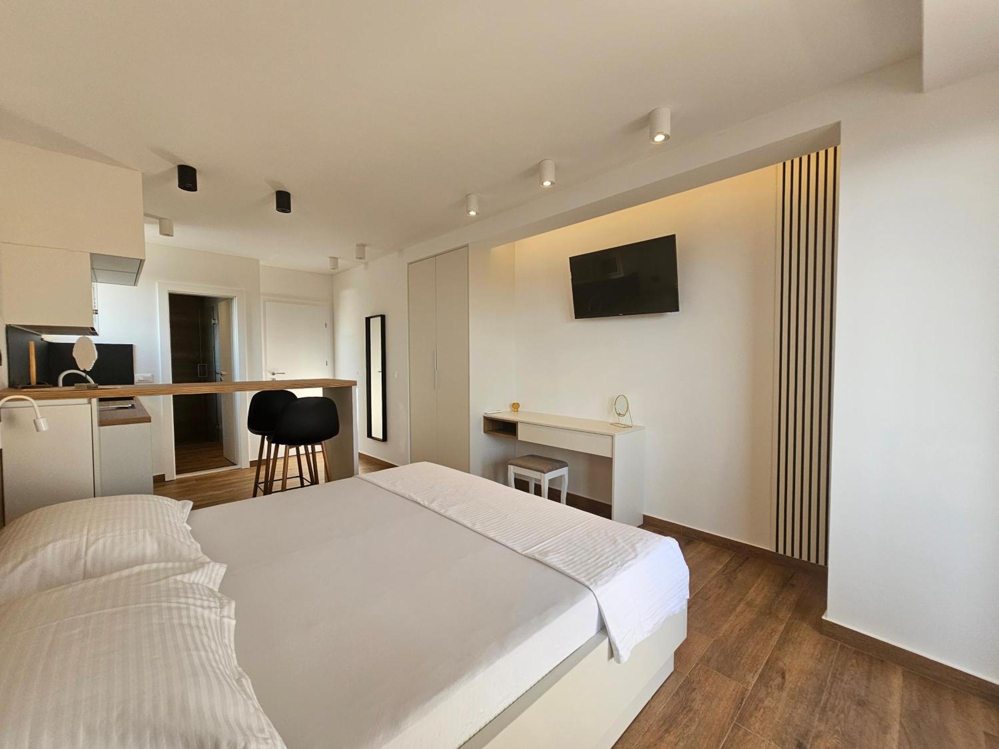 Sole Apartment *