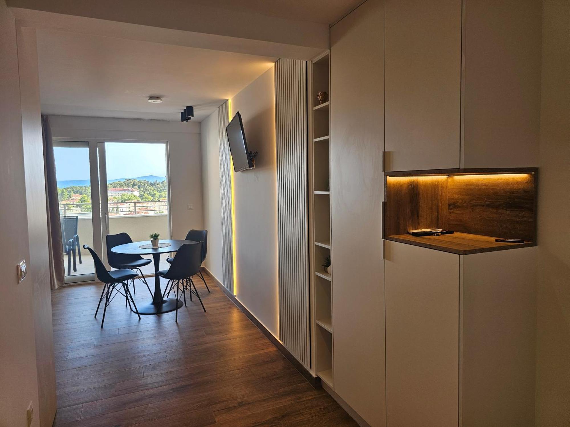 Apartment Sole